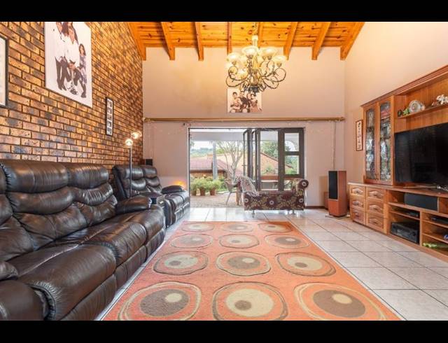 3 BEDROOM HOUSE FOR SALE IN MEYERSDAL